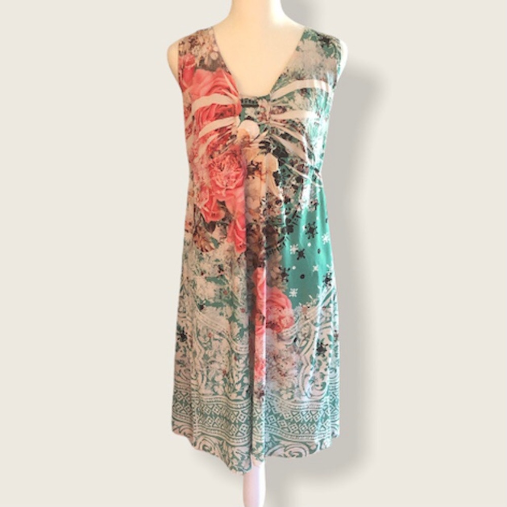 Kiara Sleeveless Dress